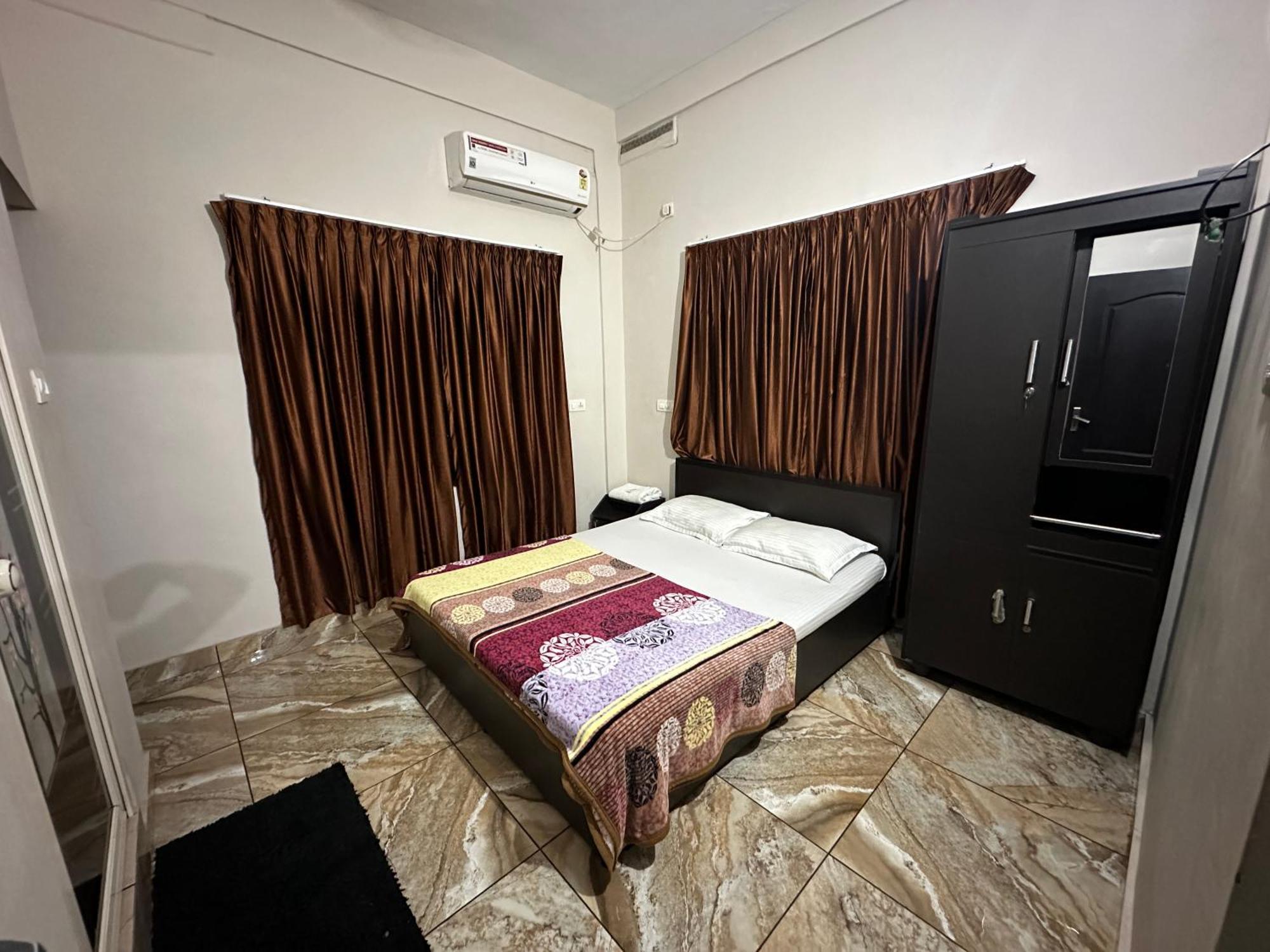 Zahir Residency Hotel Kondotty Exterior foto
