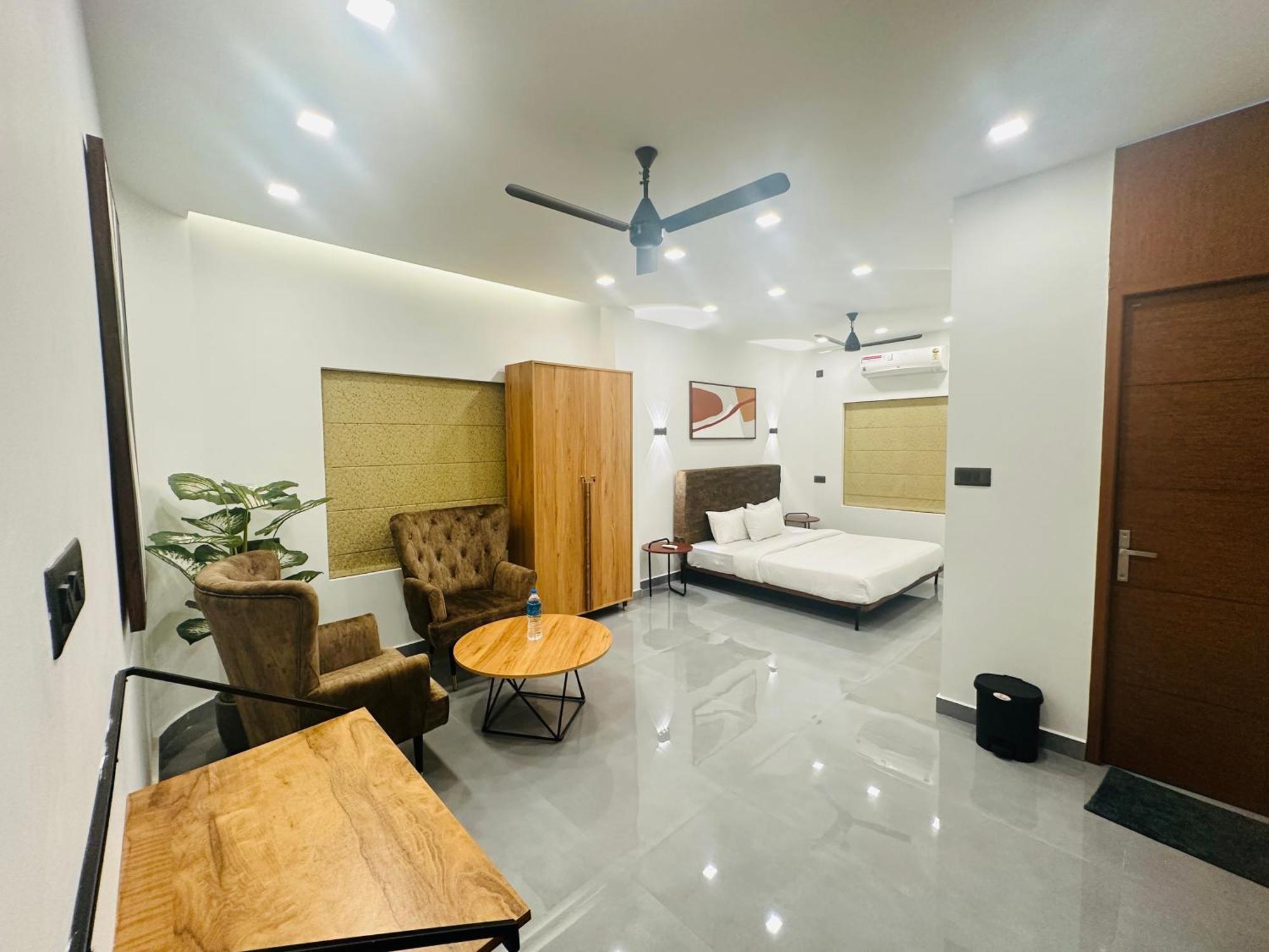 Zahir Residency Hotel Kondotty Exterior foto